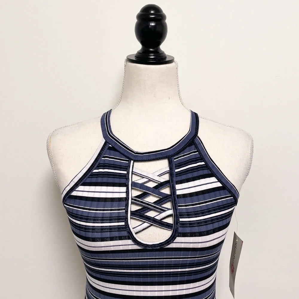 Wishful Park Ribbed Stripe Key Hole Sleeveless Tank NWT Juniors Small Racerback - Picture 2 of 7